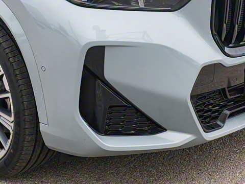 2025�� xDrive25Li M�˶���ҹ��װ