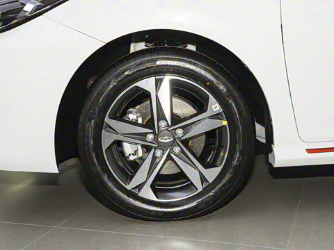 2025�� 1.5L CVT ���򾭵��