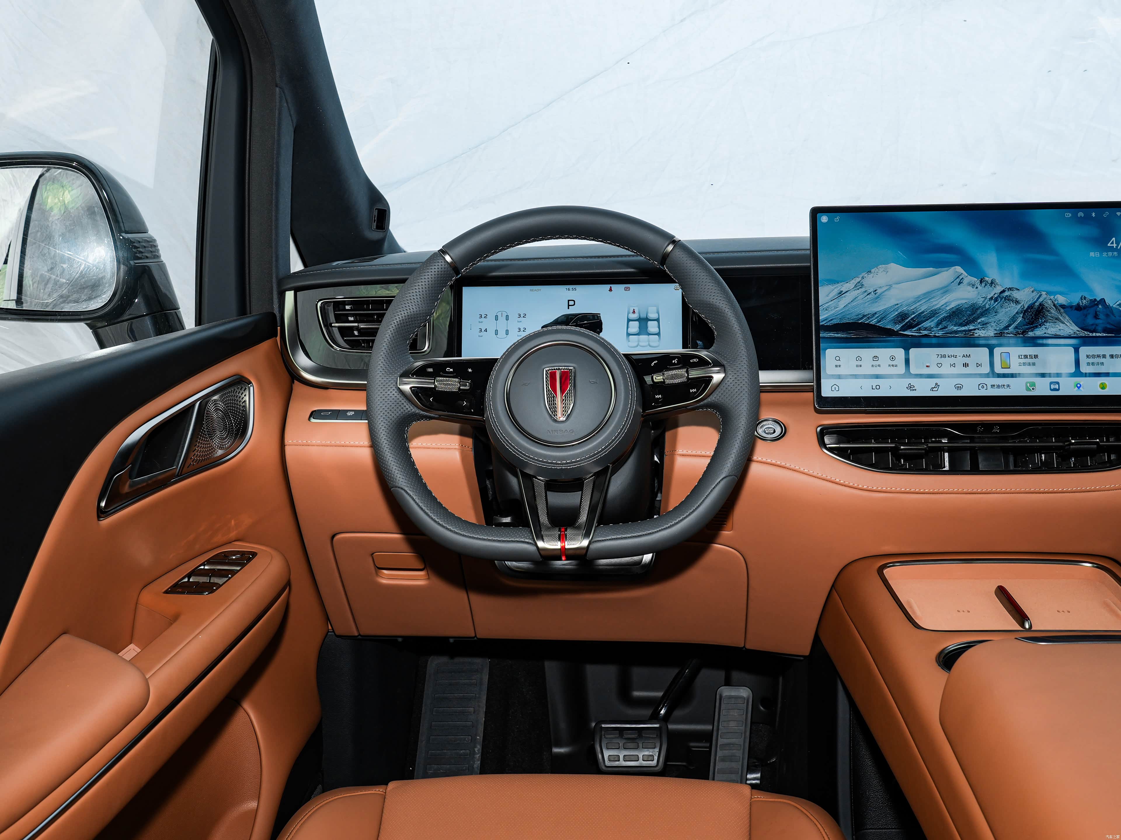 Hongqi HQ9 PHEV, миниатюра 12