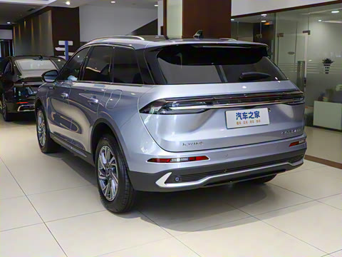 2025�� 2.0T ����������