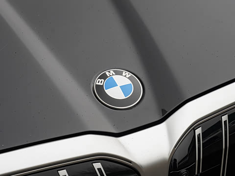 2026�� �Ŀ� 530Li ������ M�˶���װ