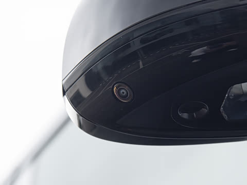 2026�� 400PS Dynamic SE