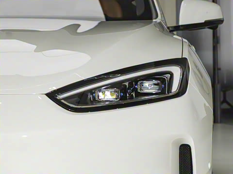 2025�� ����   Ultra ������