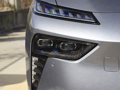 2026 007+  650 Ultra+״