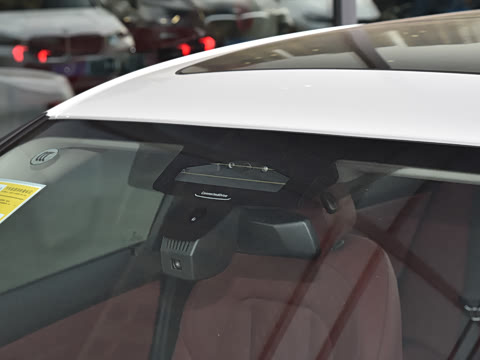 2026�� �Ŀ� eDrive 40 L ��ҹ��װ