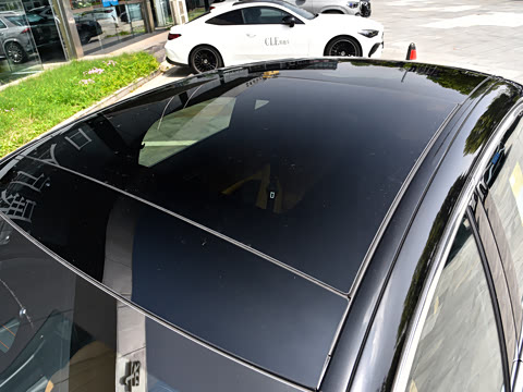 2026�� �Ŀ�� E 300 L ʱ����