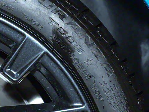 2025�� 330Li M�˶���ҹ��װ