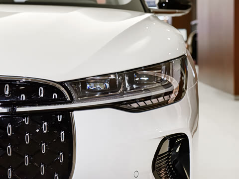 2025�� 2.0T ���ݰ�