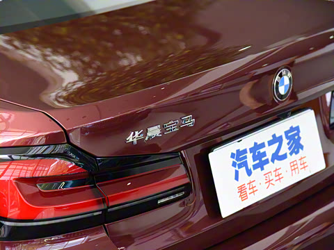 2021�� �Ŀ� 525Li M�˶���װ