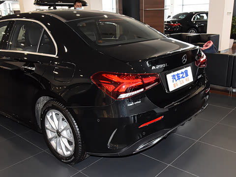 2020�� �Ŀ� A 200 L �˶��γ�ʱ����