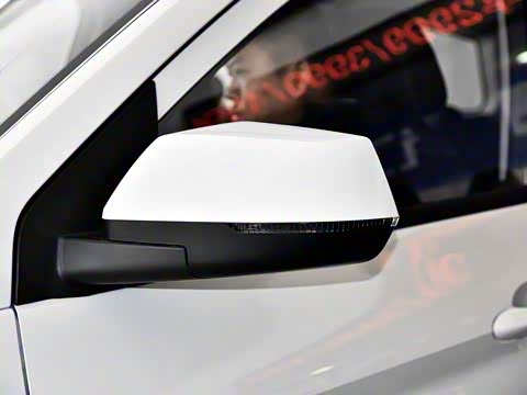 2018�� 1.5L �ֶ���׼�� ��V