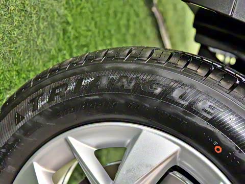 2018�� 1.5L �ֶ���׼�� ��V