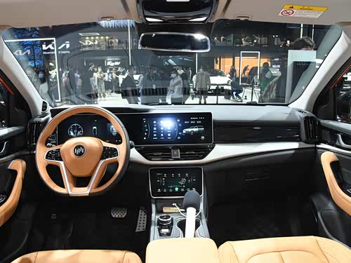 内饰外观外观中控座椅官图更多图片 >威马汽车-威马w6图片 对比询底价