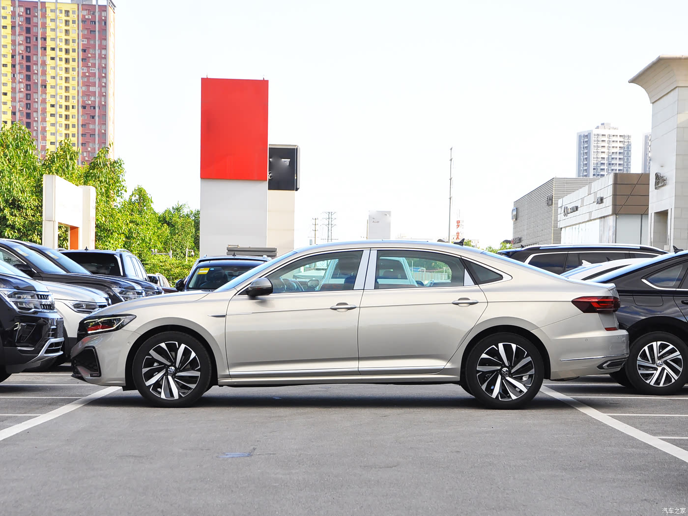 帕萨特 2022款 330tsi 星空尊贵版 6861794图片_大众_汽车图库_汽车之