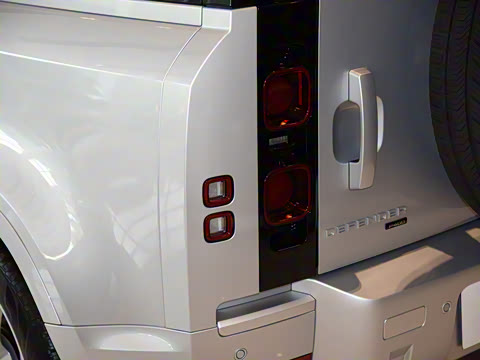 2022�� 90 3.0T P400 XS