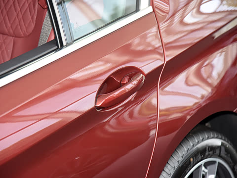 2021�� �Ŀ� 525Li M�˶���װ