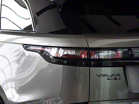 2017�� P380 R-DYNAMIC SE