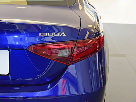 2021�� 2.0T 280HP ������