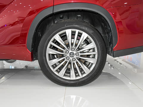 2022�� ˫�� 2.5L ��������� 7��