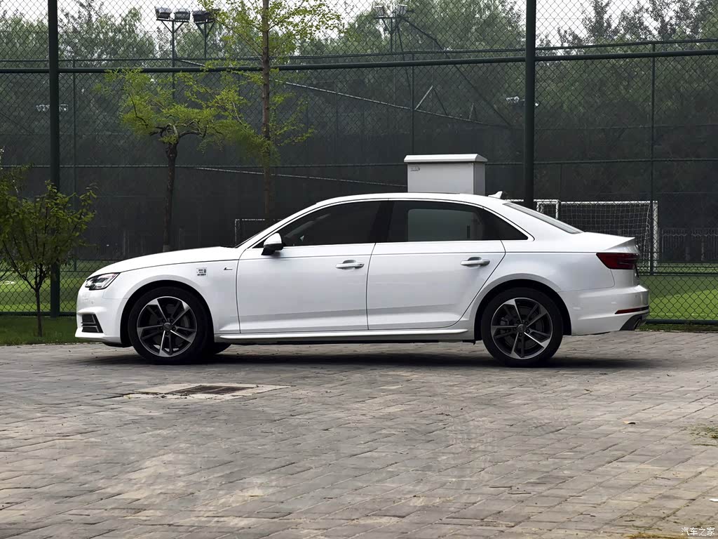 奥迪a4l 2017款 45 tfsi quattro 运动型 3537234图片_奥迪_汽车图库