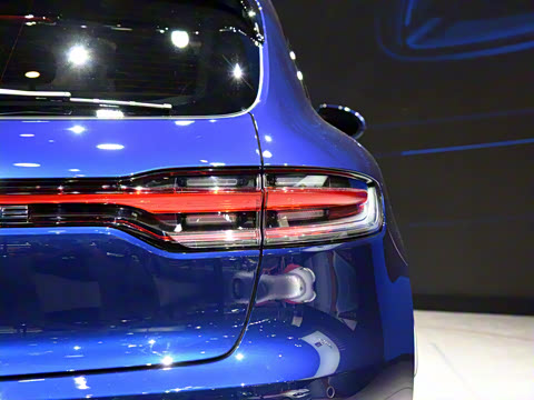 2022�� Macan 2.0T