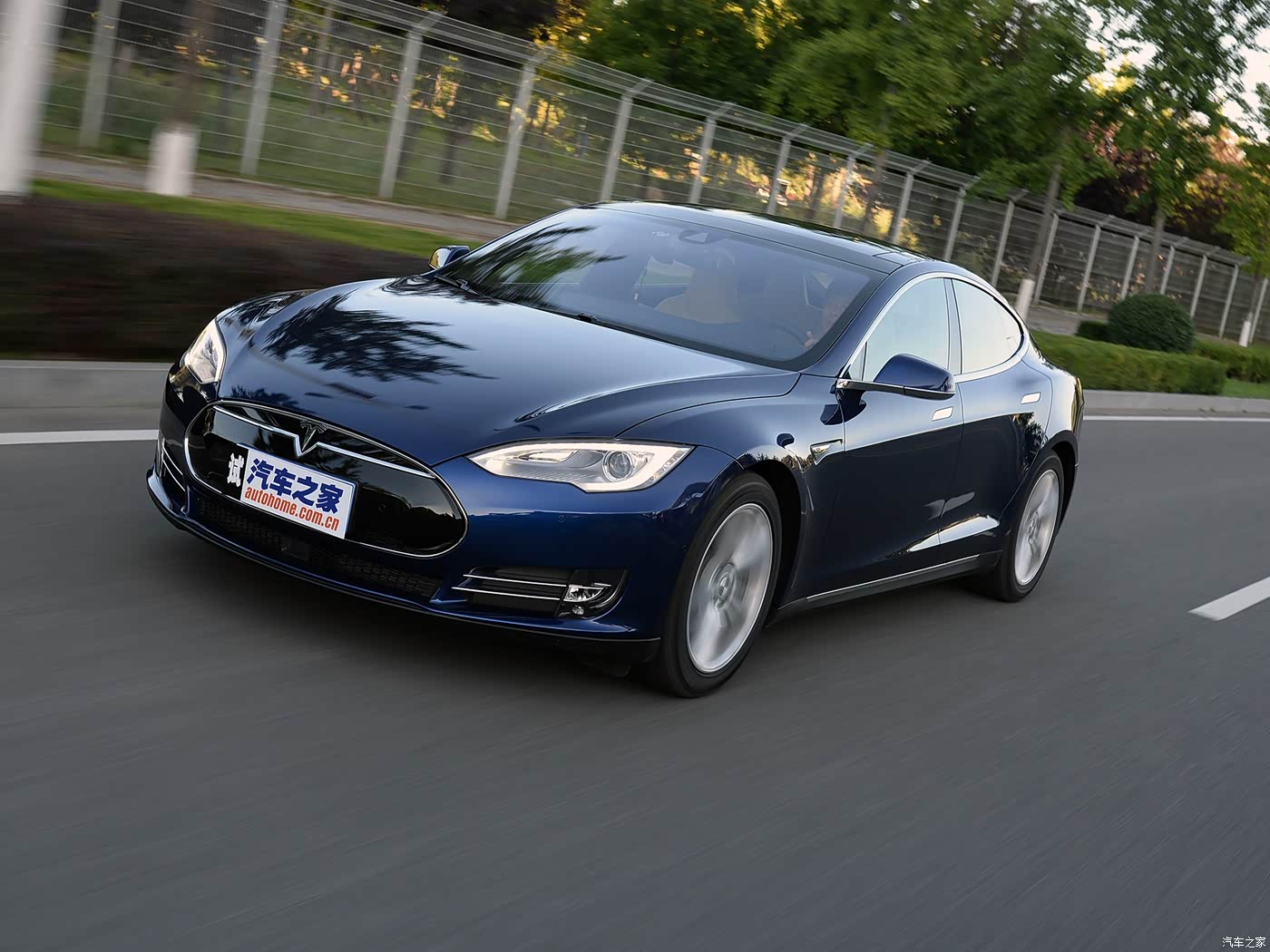 model s 2015款 model s 70d 3168680图片_特斯拉_汽车图库_汽车之家