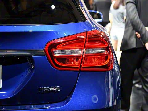 2016�� GLA 200 ������