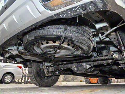 2018�� 1.5T �ֶ���Ӣ�� ��V