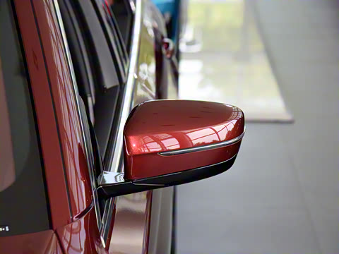 2021�� �Ŀ� 525Li M�˶���װ