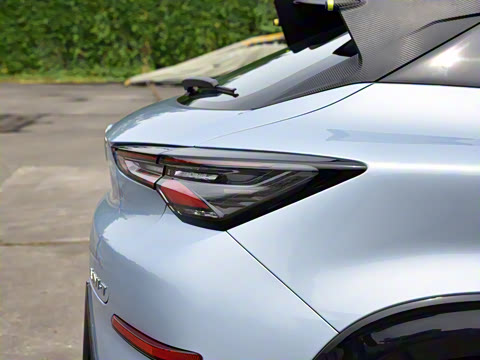 2021�� 1.5T �˶��� �콢��