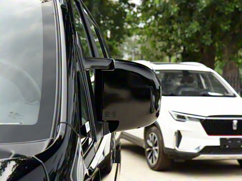 2022�� �ܶ��� M5L 1.6L ������ 9��