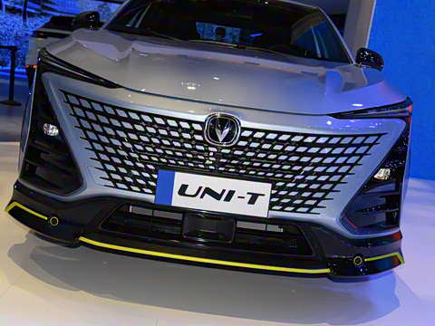 2021�� 1.5T �˶��� �콢��