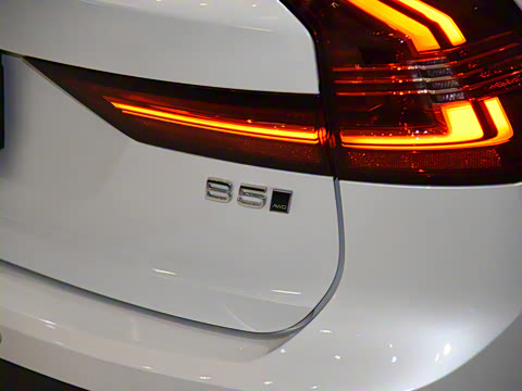 2022�� Cross Country B5 AWD �����