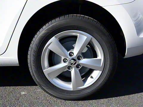 2018�� 1.6L �Զ����ʰ�