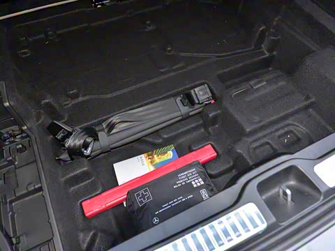 2016�� GLC 260 4MATIC ������