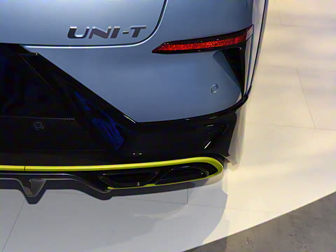 2021�� 1.5T �˶��� �콢��