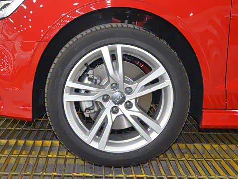 2017�� Cabriolet 40 TFSI