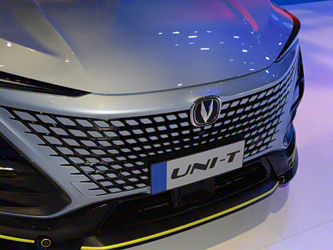 2021�� 1.5T �˶��� �콢��