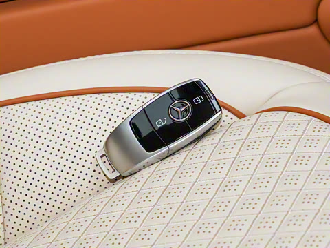 2021�� G 63 Red Carbon