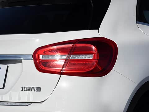 2016�� GLA 200 ʱ����