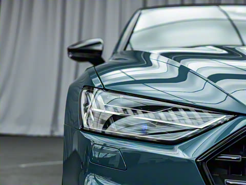 2022�� 55 TFSI quattro S-line edition one���а�