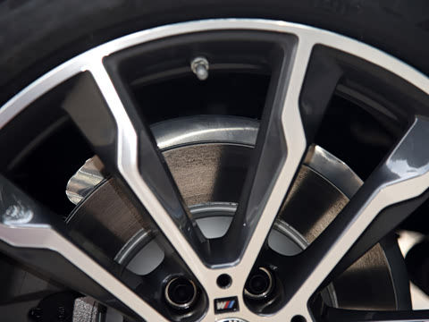 2022�� xDrive30i ������ M��ҹ��װ