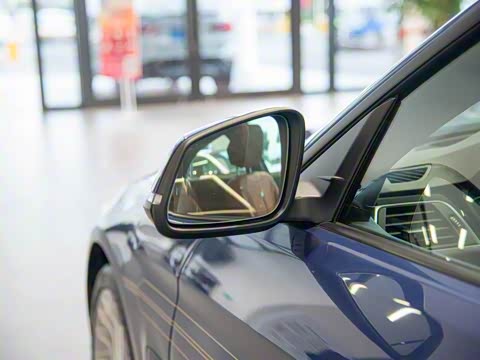 2016�� B4 BITURBO Coupe