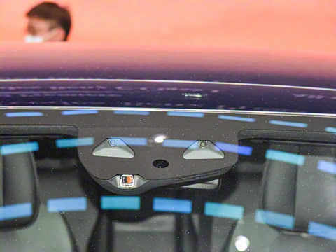 2022�� C 260 L �ҹ�˶���