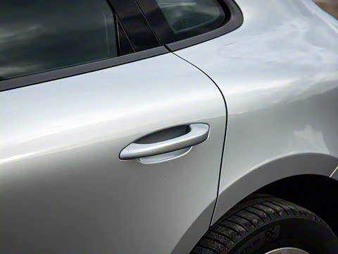 2022�� Macan 2.0T