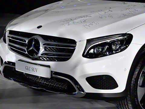 2016�� GLC 300 4MATIC ������