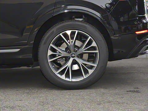 2022�� 55 TFSI ����������