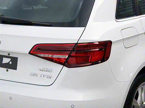 2017�� Sportback 35 TFSI ��ȡ��