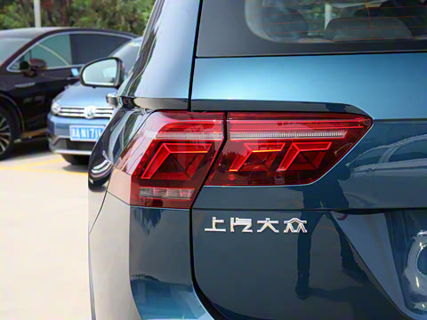 2022�� 380TSI �Զ�����R-Line�콢��7��