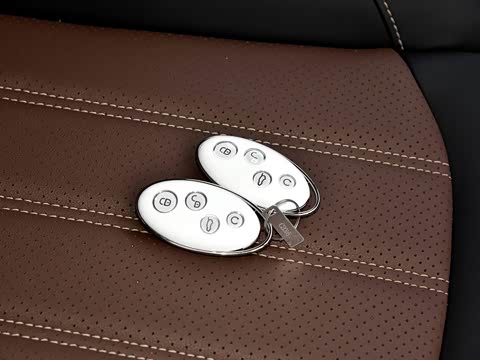 2017�� ���������� 1.5TI �ֶ���Ӣ��